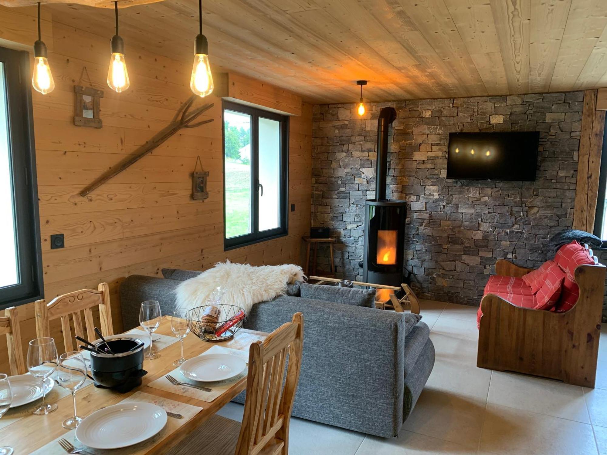 L'Ecureuil: Spacious Chalet-Style Duplex with Mountain Views Epagny Metz-Tessy Exterior photo