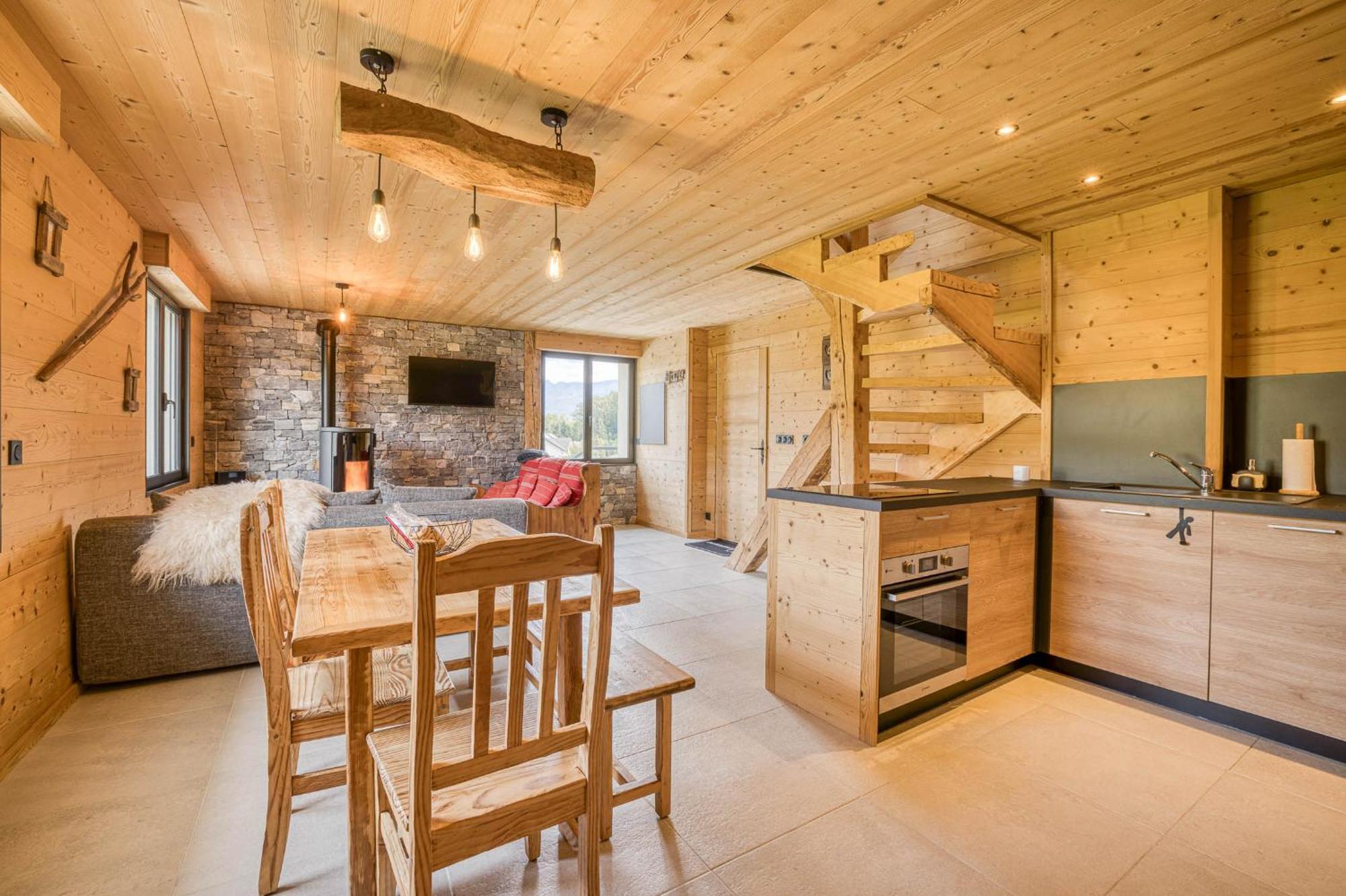 L'Ecureuil: Spacious Chalet-Style Duplex with Mountain Views Epagny Metz-Tessy Exterior photo