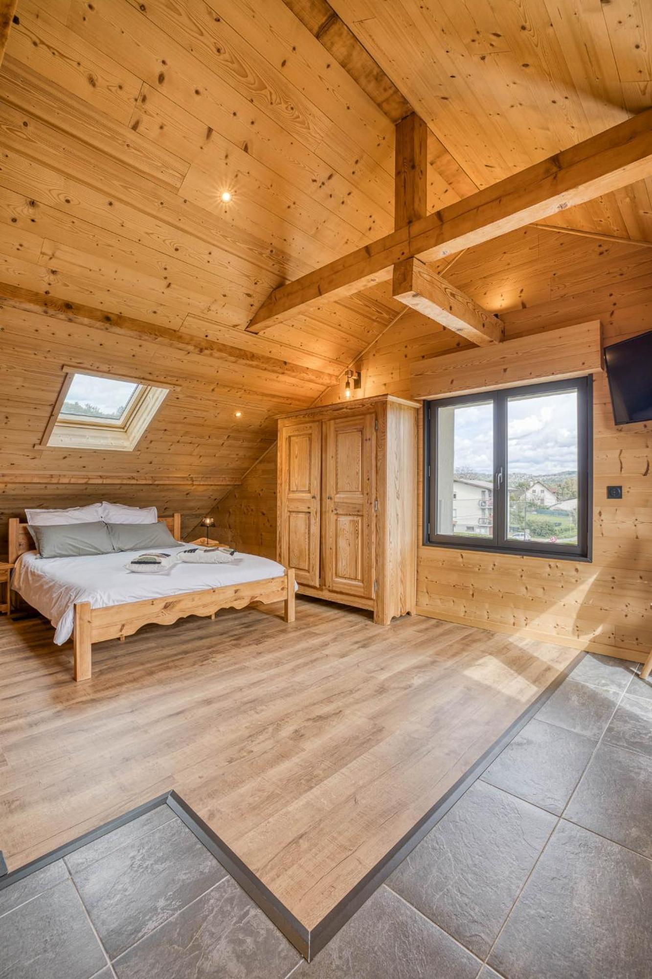 L'Ecureuil: Spacious Chalet-Style Duplex with Mountain Views Epagny Metz-Tessy Exterior photo